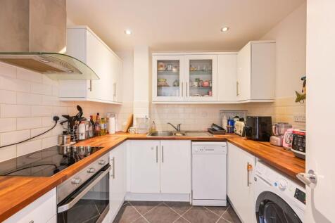 Premiere Place, Westferry, London, E14