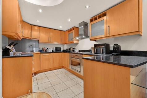 Millharbour, 
Millwall, E14