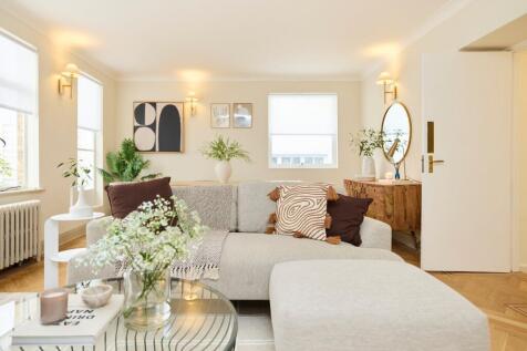 Strathearn House, 
Strathearn Place, W2
