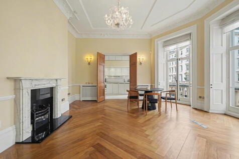 Eaton Place, London, SW1X