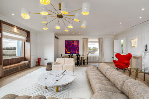 Stirling Square, St James, London, SW1Y