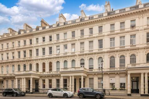 Lancaster Gate, 
Lancaster Gate, W2