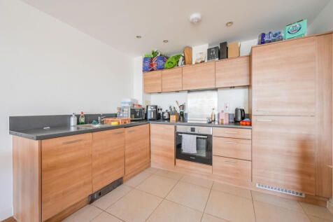 Commercial Road, Limehouse, London, E14