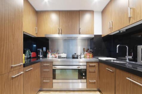New Providence Wharf, London, E14