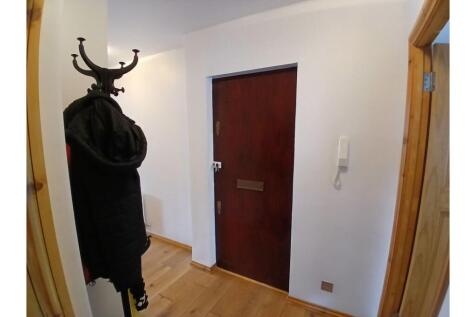 Whiteadder Way, London, E14