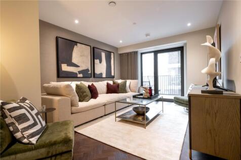 Queens Cross, Royal Eden Docks, London, E16