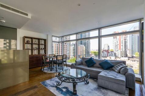 Pan Peninsula, Canary Wharf, London, E14