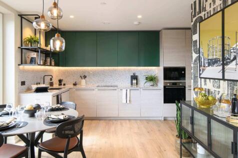 Heron Collection, Heron Wharf