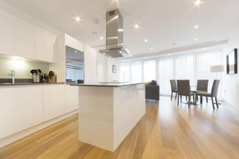 Arena Tower, 25 Crossharbour Plaza, London, E14
