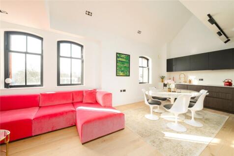 21 Cabul Road, London, SW11