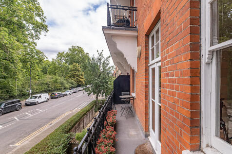 Prince Of Wales Drive, London, SW11
