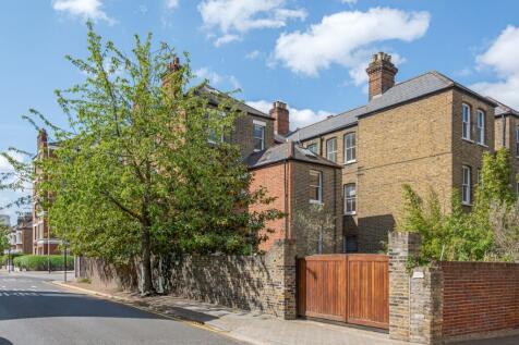 Prince Of Wales Drive, Battersea, London, SW11