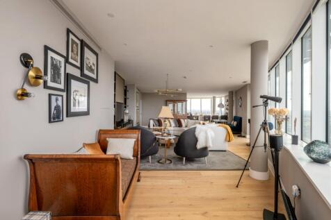 Lombard Wharf