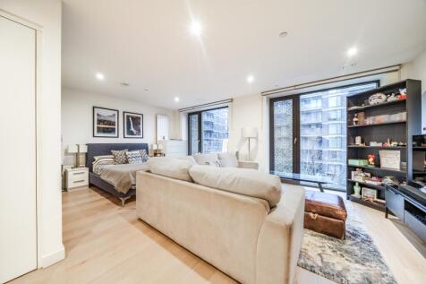 Royal Crest Avenue London E16