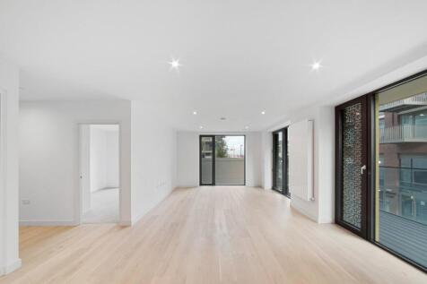 John Cabot House, Royal Wharf, E16