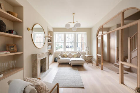 Montagu Mews North, London, W1H 2