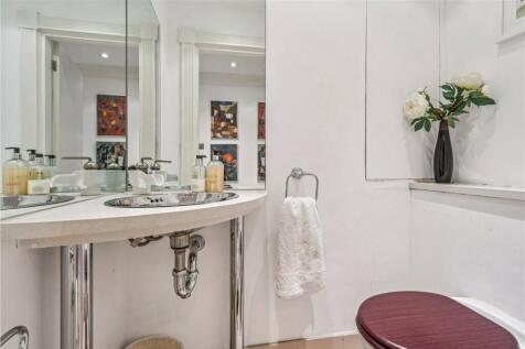 Park Towers, 2 Brick Street, London, W1J
