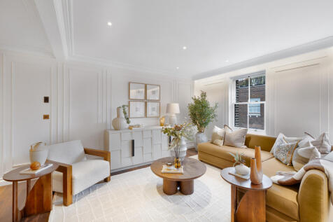 Charles Street, Mayfair, London, W1J