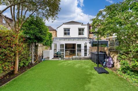 Grosvenor Road, Richmond, TW10