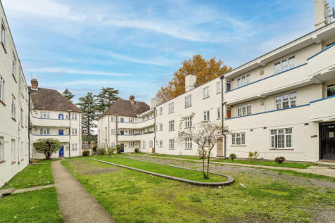 The Holt, London Road, Morden, SM4