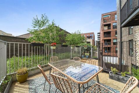 Waterden Road, Studio House, Stratford, London, E20