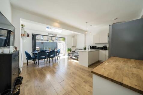 Pevensey Road, Tooting