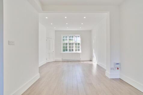 Fowlers Walk, Ealing, W5