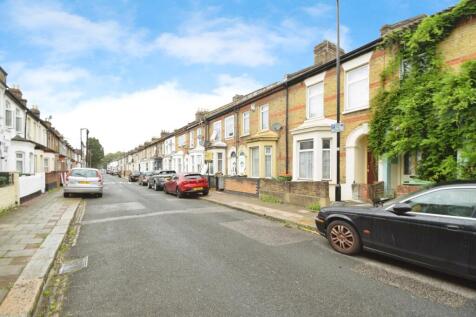 Chesterton Terrace, London, E13