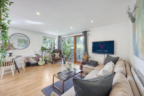 Trevithick Way, Steward House, E3