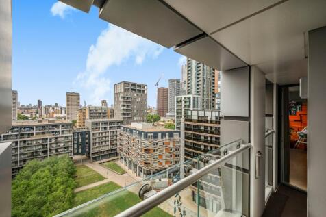 Duckman Tower, 
3 Lincoln Plaza, E14