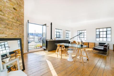Hoxton Square, Hoxton, London, N1