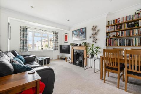 Kelvedon Close, Kingston Upon Thames