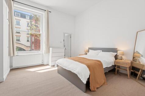 Avonmore Road, 
Kensington Olympia, W14