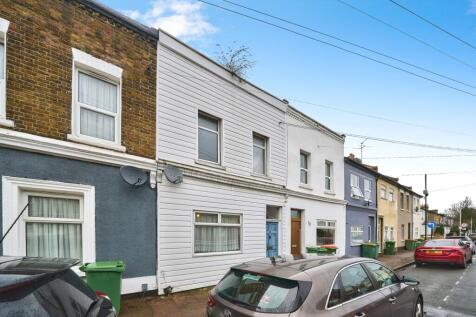 Buckingham Road, London, E15