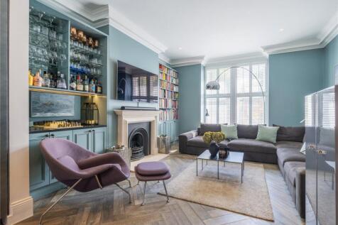 Kemplay Road, Hampstead, London, NW3
