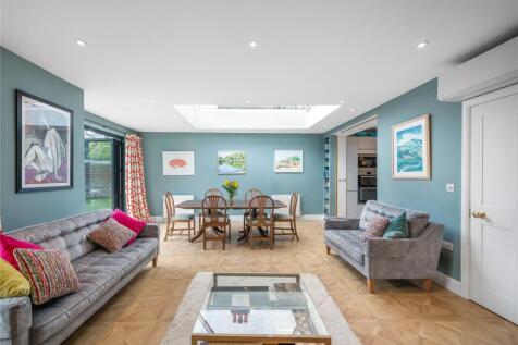 Rattray Road, London, SW2