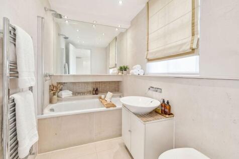 Halkin Place, London, SW1X