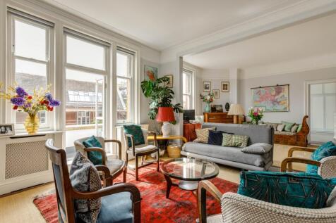 York Mansions, 
Prince Of Wales Drive, SW11
