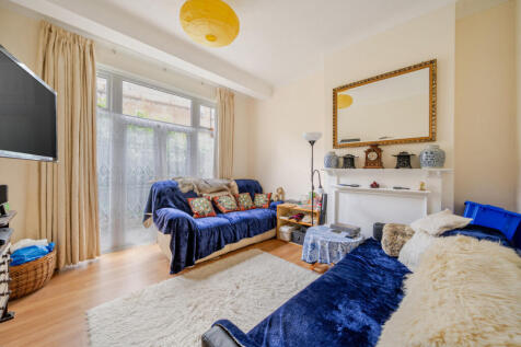 Woodwarde Road, East Dulwich, London, SE22