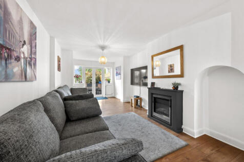 Beverley Way, Raynes Park, London, SW20