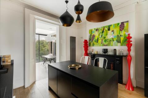 Lansdowne Crescent, Notting Hill, W11