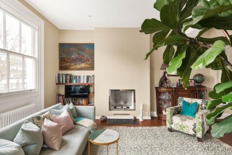 Cornwall Crescent, 
Holland Park, W11