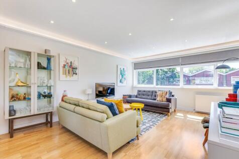 The Knoll, Ealing