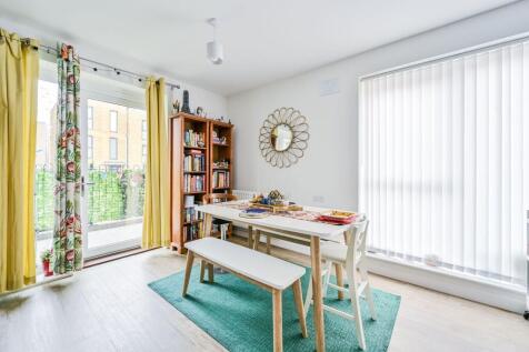 Bowen Drive, Charlton, London, SE7