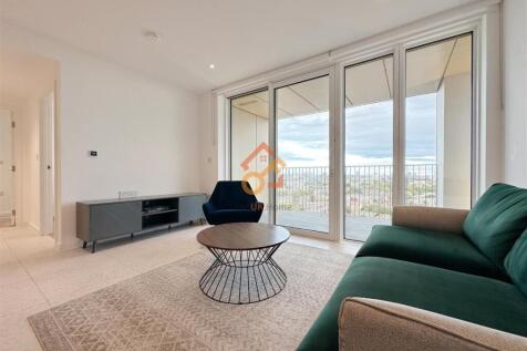 Bouchon Point, 7 Cendal Crescent, London E1