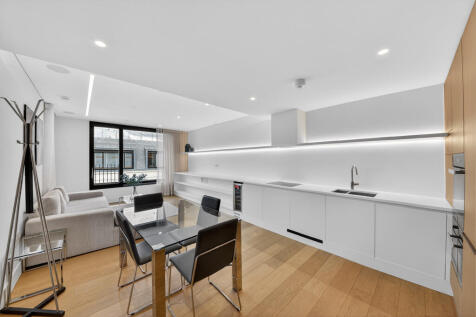 Rathbone Place, Marylebone, W1T