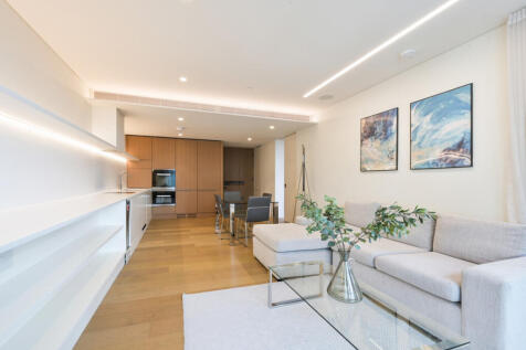 Rathbone Place, London, W1T 1