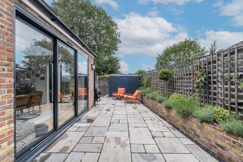Windmill Rise, Kingston Upon Thames, KT2