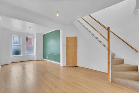 Silvester Road, East Dulwich, London, SE22