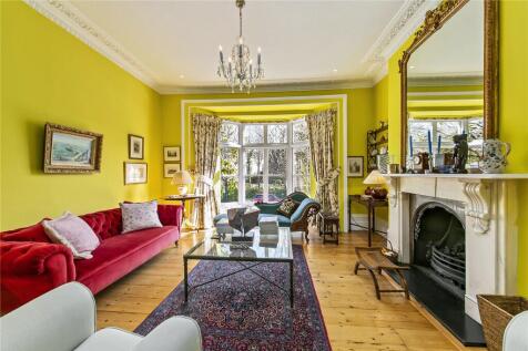 Queens Road, Richmond, Surrey, TW10